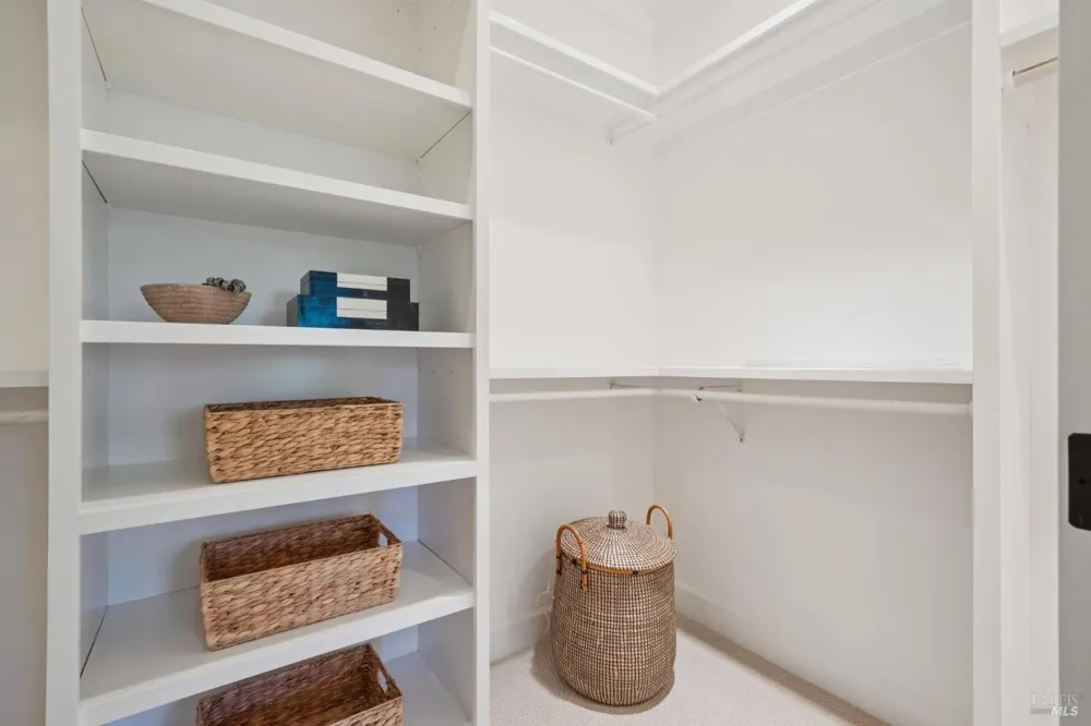 489 Green Glen Way Mill Valley, CA 94941