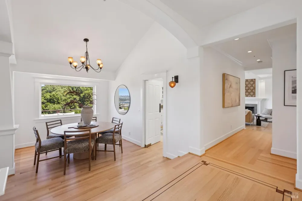 489 Green Glen Way Mill Valley, CA 94941