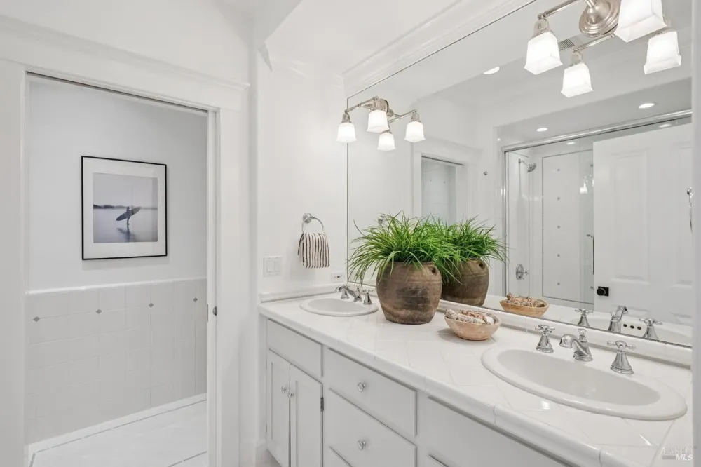 489 Green Glen Way Mill Valley, CA 94941