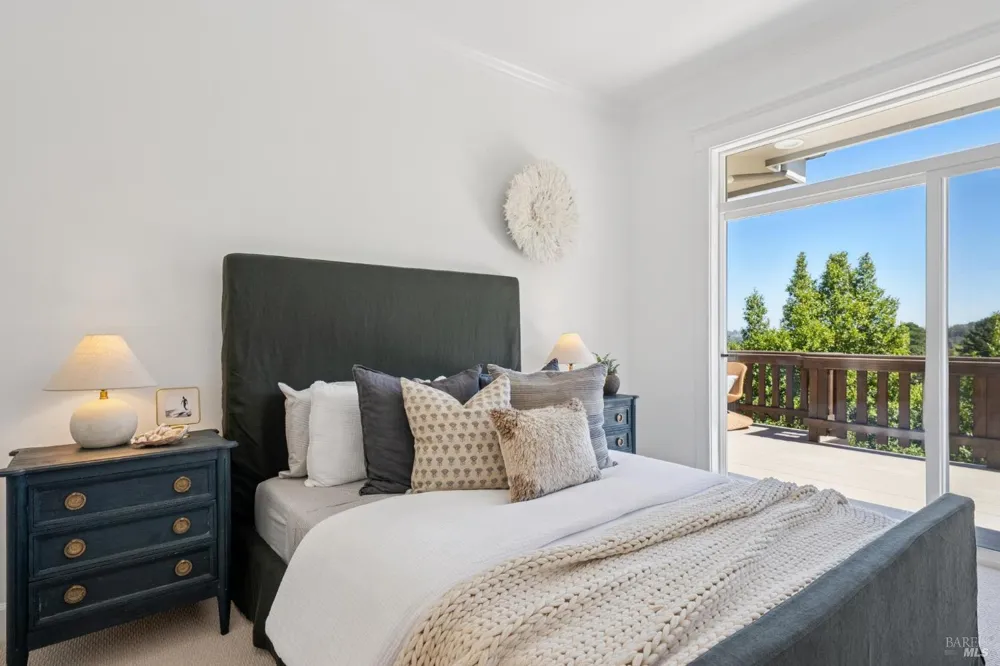 489 Green Glen Way Mill Valley, CA 94941