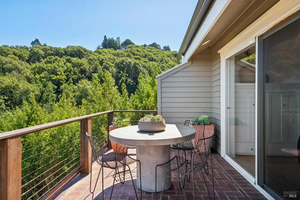 489 Green Glen Way Mill Valley, CA 94941