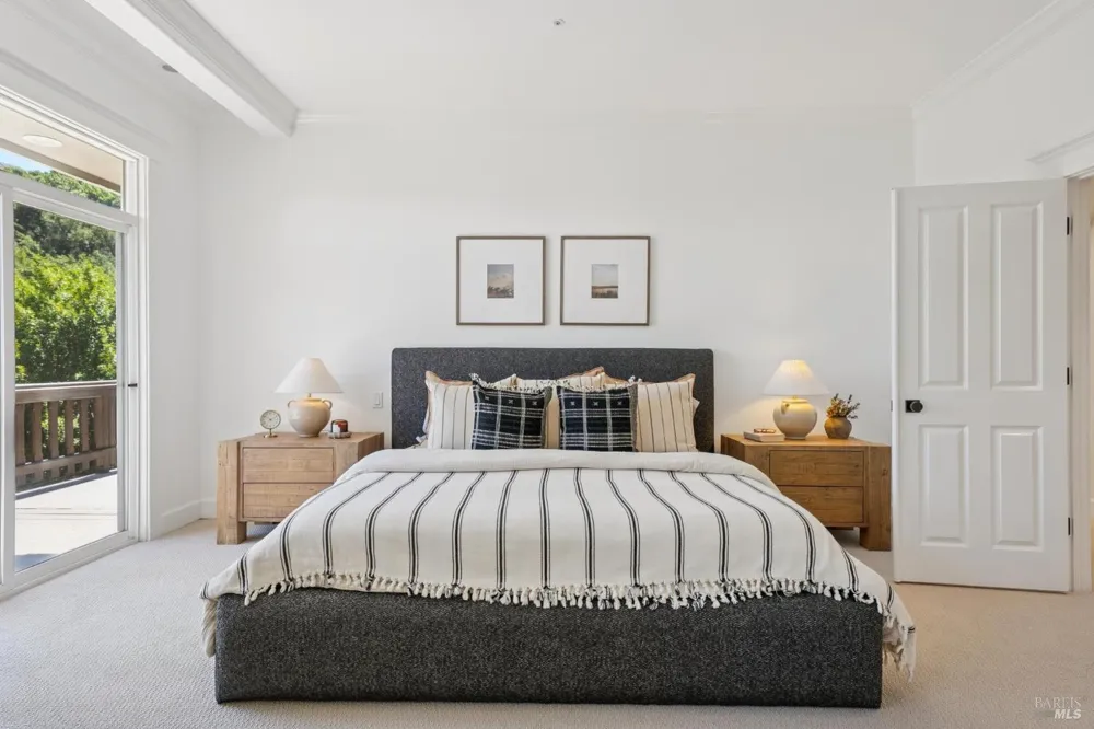 489 Green Glen Way Mill Valley, CA 94941