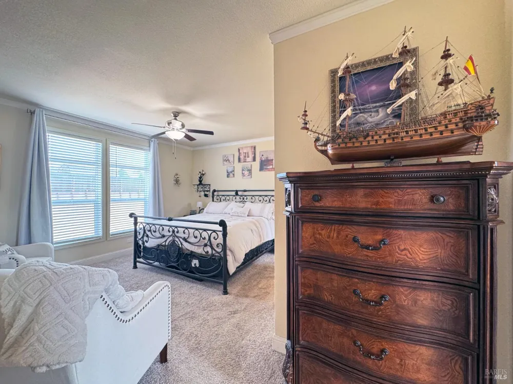 4051 Fisher Lake Drive Redwood Valley, CA 95470
