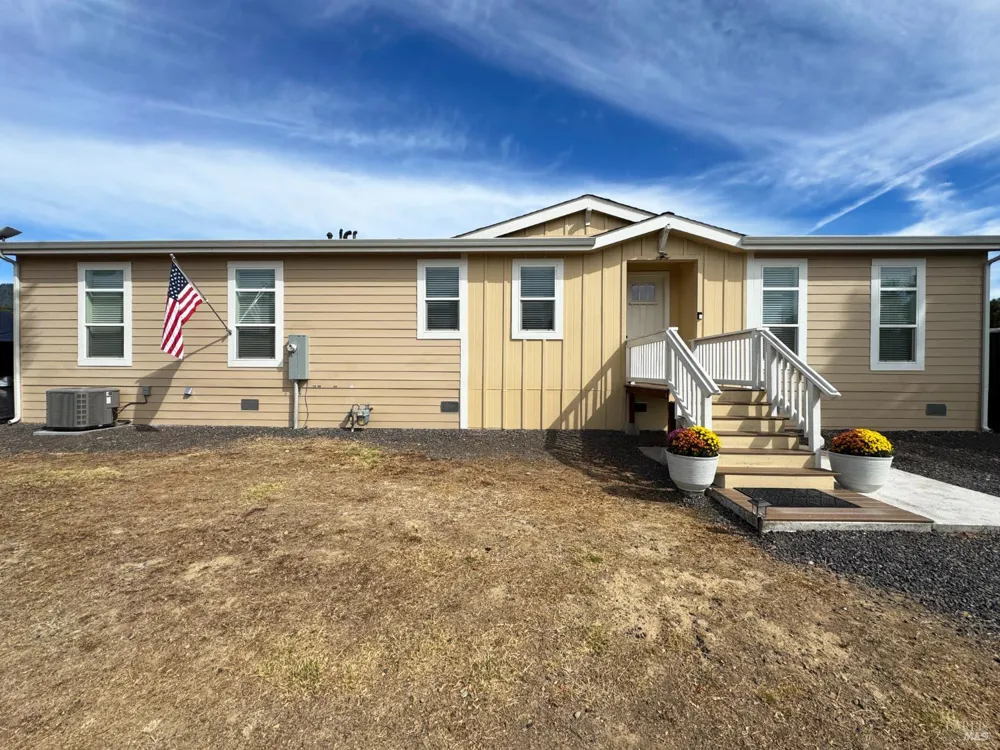 4051 Fisher Lake Drive Redwood Valley, CA 95470