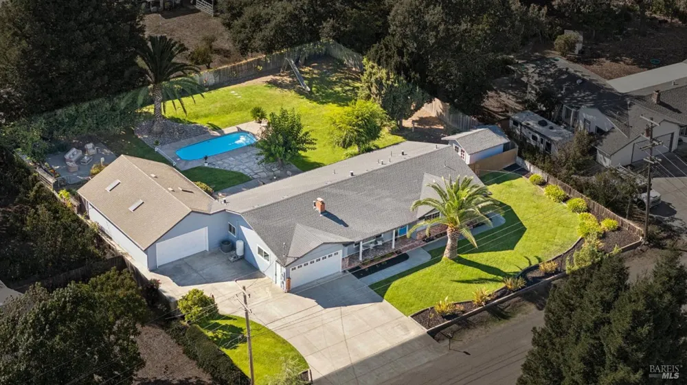 1459 Jahn Drive Santa Rosa, CA 95401