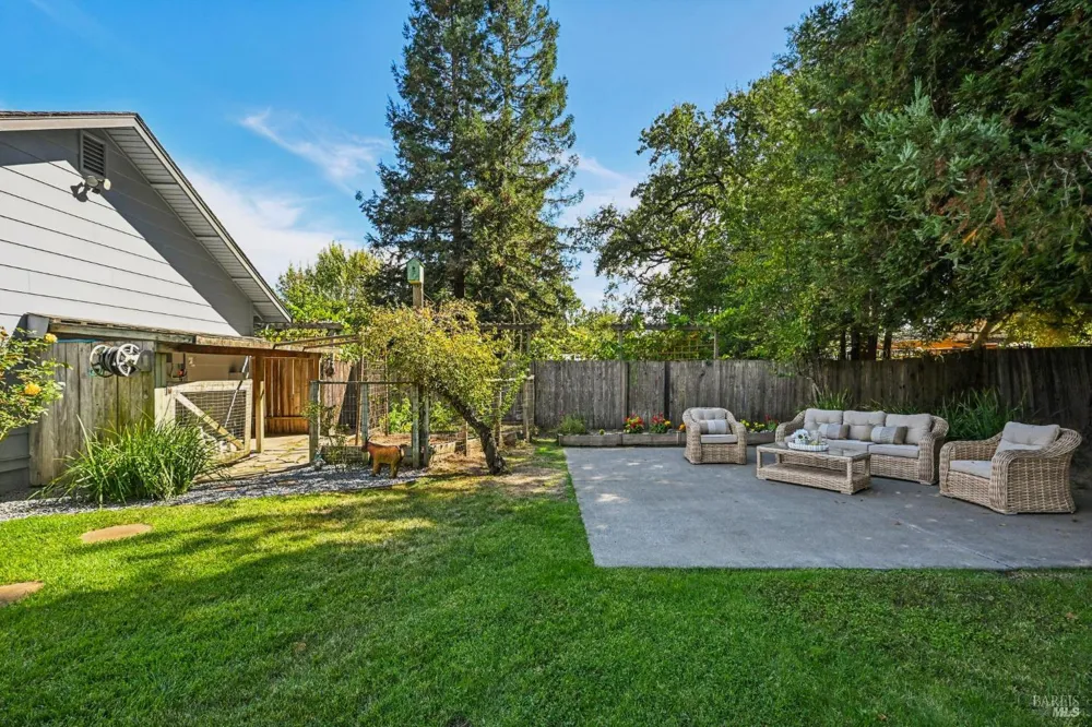 1459 Jahn Drive Santa Rosa, CA 95401
