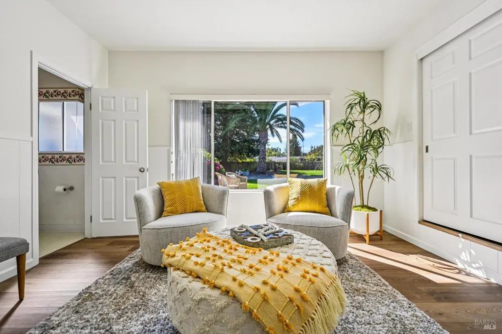 1459 Jahn Drive Santa Rosa, CA 95401