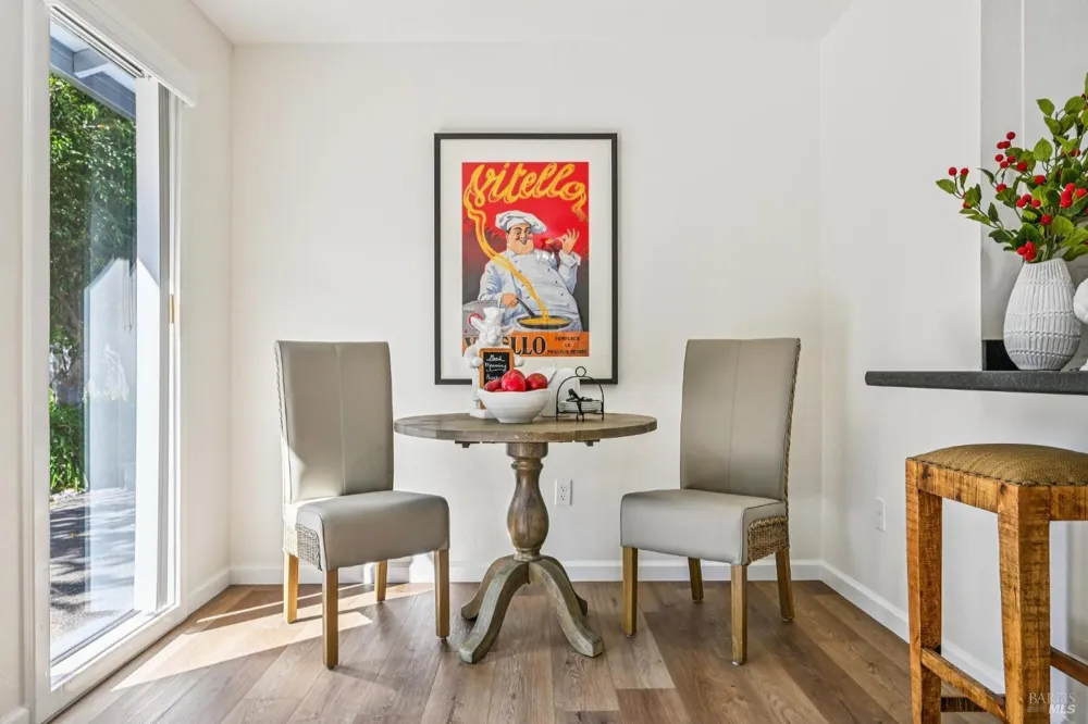 1459 Jahn Drive Santa Rosa, CA 95401
