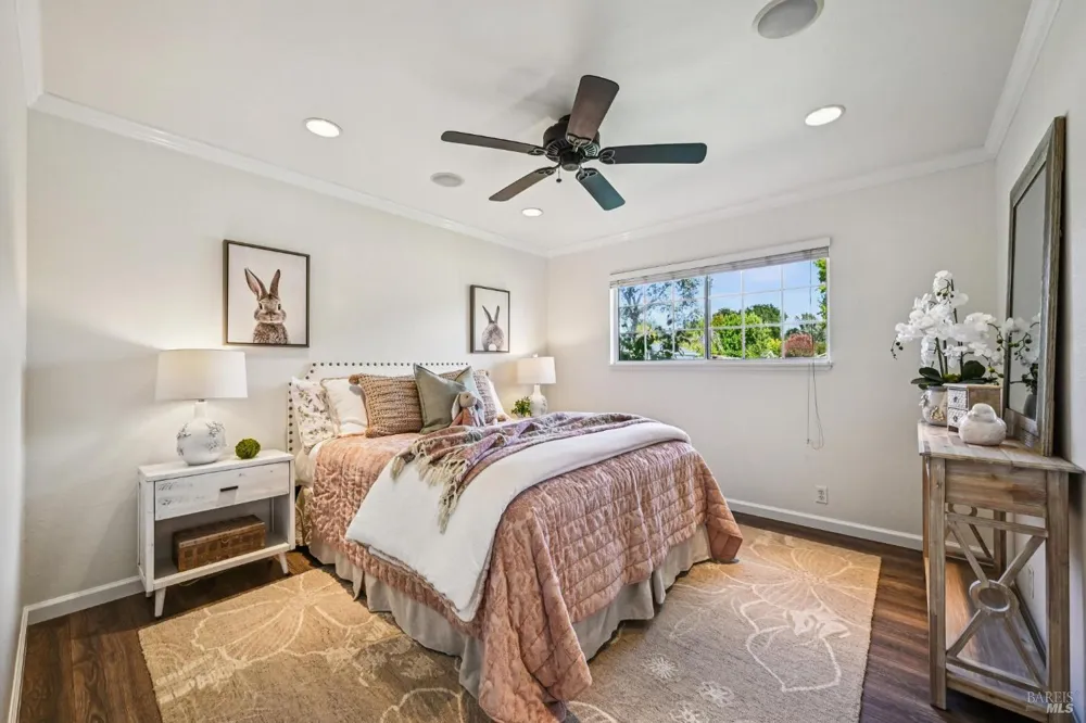 1459 Jahn Drive Santa Rosa, CA 95401