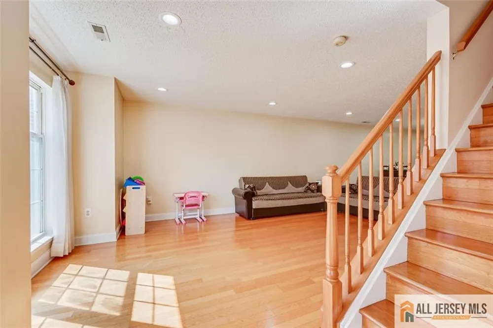 1 Rachel Court South Brunswick, NJ 08824