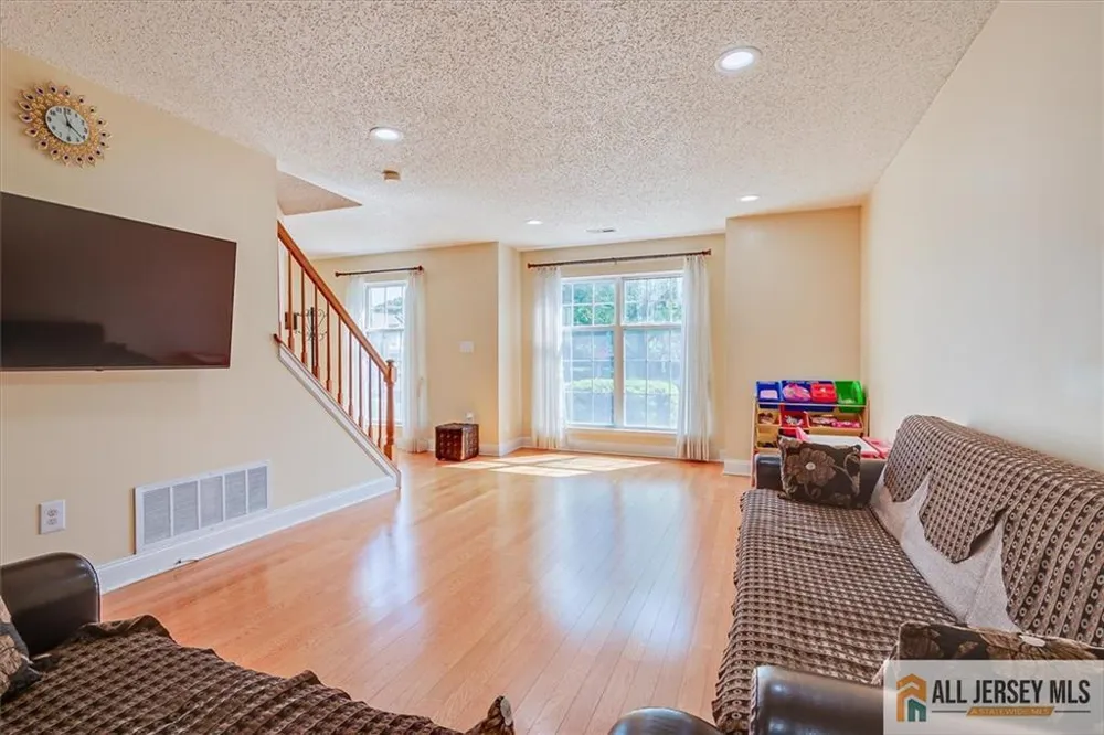 1 Rachel Court South Brunswick, NJ 08824