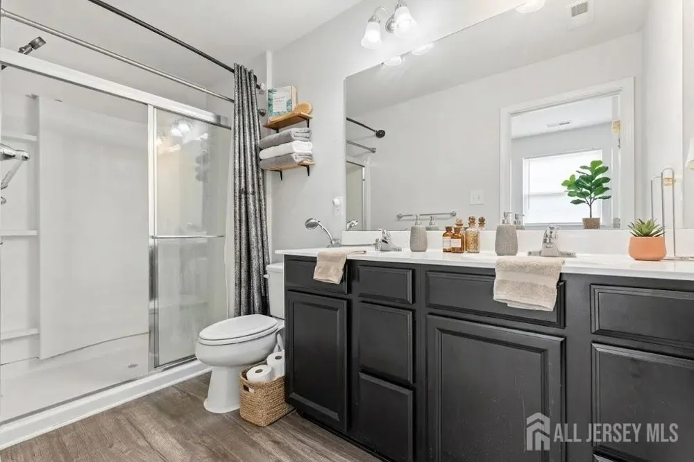 163 Ciseley Drive Winslow, NJ 08081