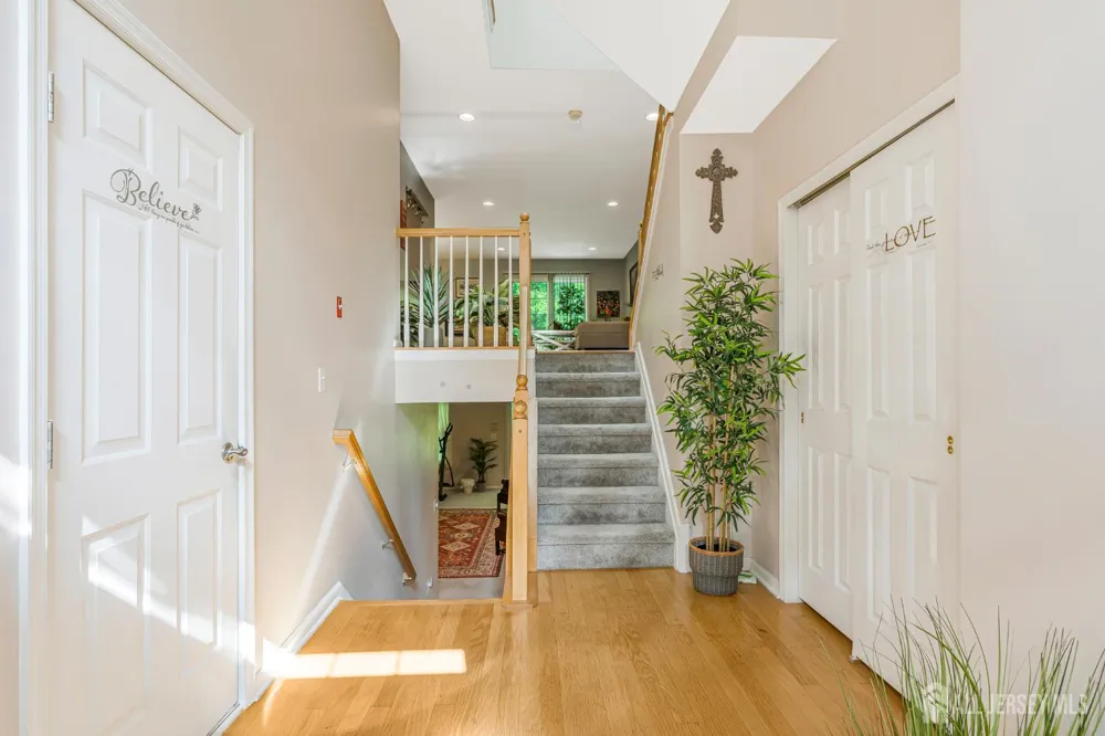 29 Catherine Court Old Bridge, NJ 08879