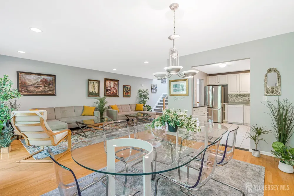 29 Catherine Court Old Bridge, NJ 08879