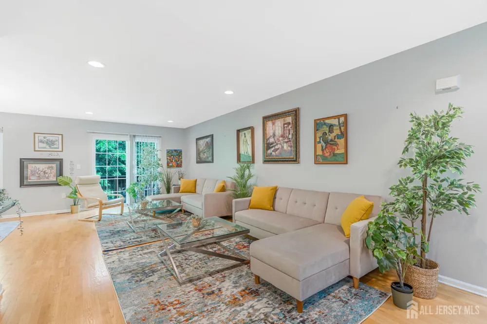 29 Catherine Court Old Bridge, NJ 08879