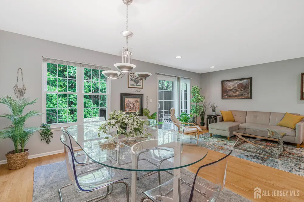 29 Catherine Court Old Bridge, NJ 08879