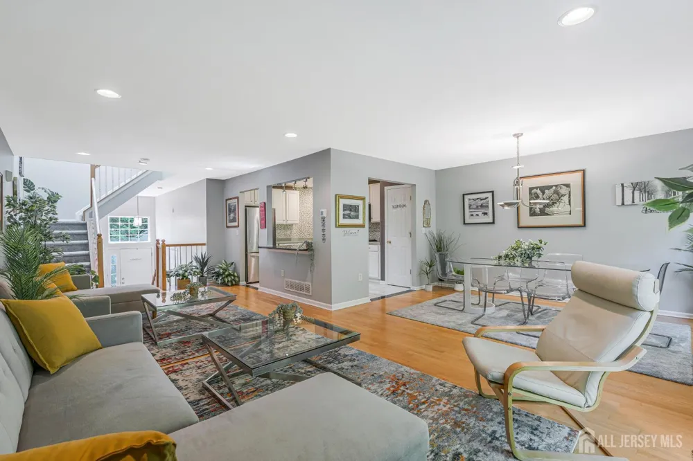 29 Catherine Court Old Bridge, NJ 08879