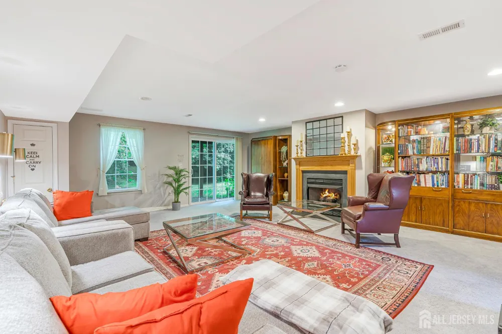 29 Catherine Court Old Bridge, NJ 08879