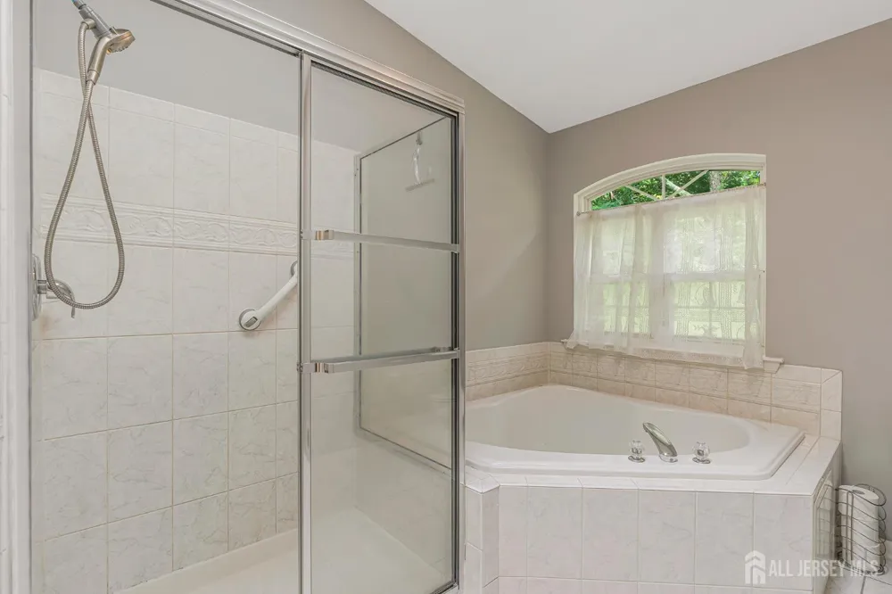 29 Catherine Court Old Bridge, NJ 08879