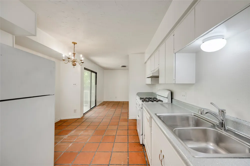 2900 Northeast Drive Austin, TX 78723