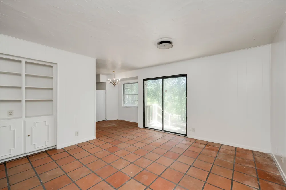 2900 Northeast Drive Austin, TX 78723