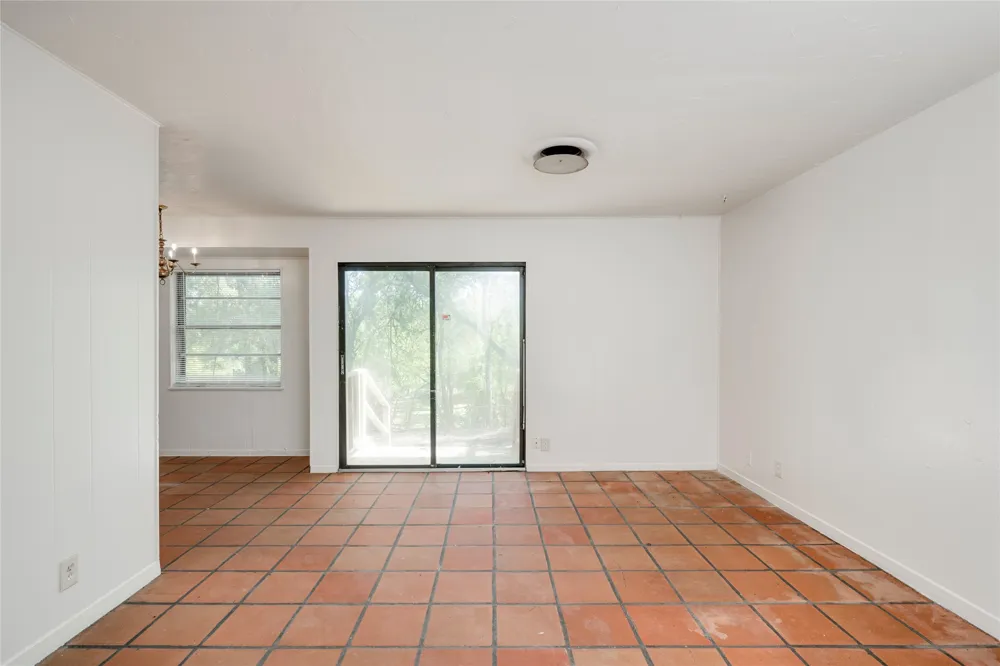 2900 Northeast Drive Austin, TX 78723