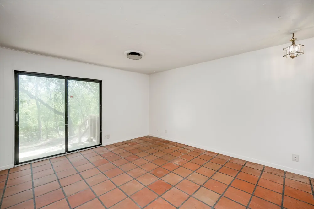 2900 Northeast Drive Austin, TX 78723