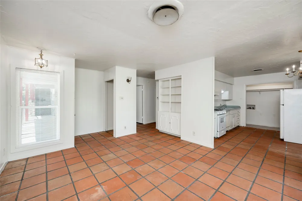 2900 Northeast Drive Austin, TX 78723