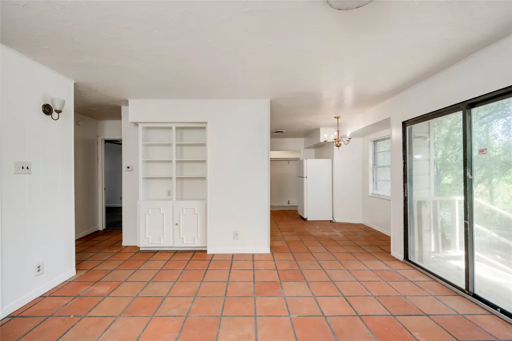 2900 Northeast Drive Austin, TX 78723