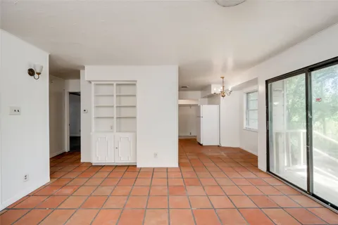 2900 Northeast Drive