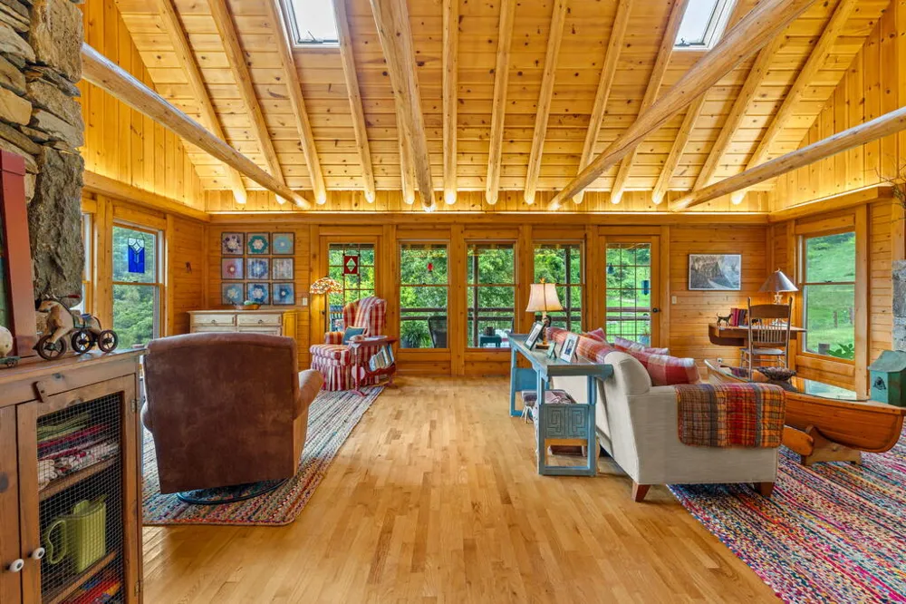 Crabtree Mountain Road Clyde, NC 28721