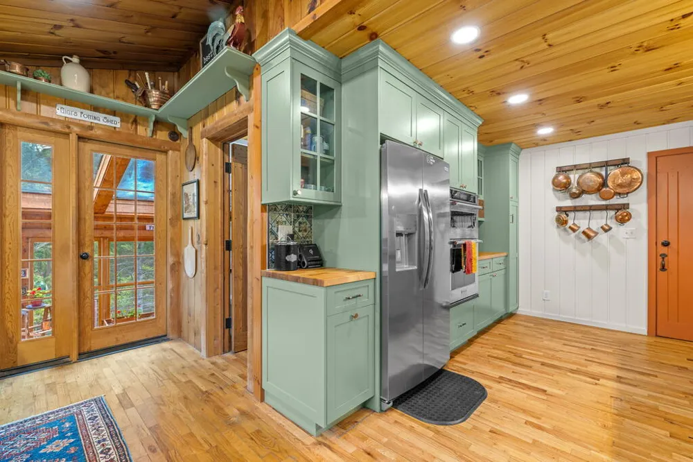 Crabtree Mountain Road Clyde, NC 28721