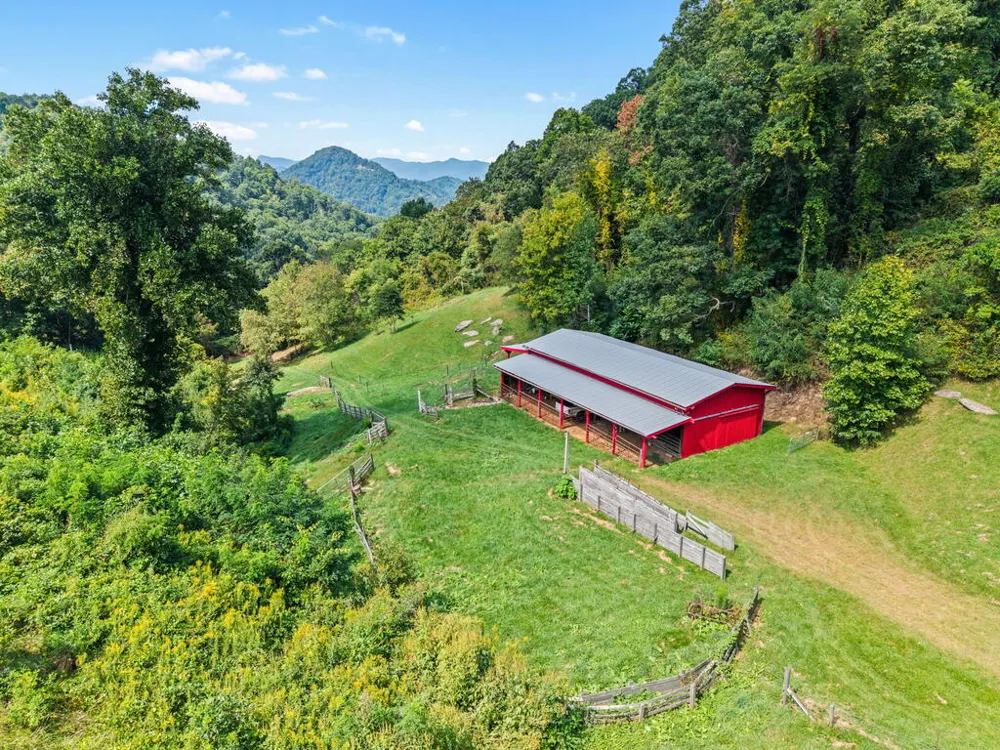 Crabtree Mountain Road Clyde, NC 28721