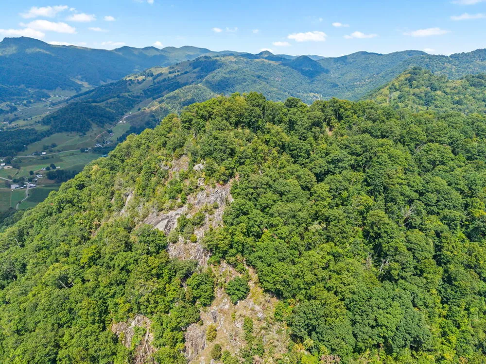 Crabtree Mountain Road Clyde, NC 28721