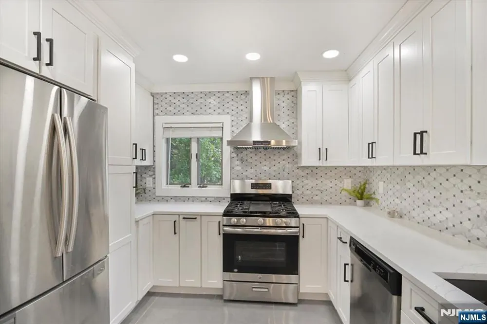 53 Sylvan Terrace Wayne, NJ 07470