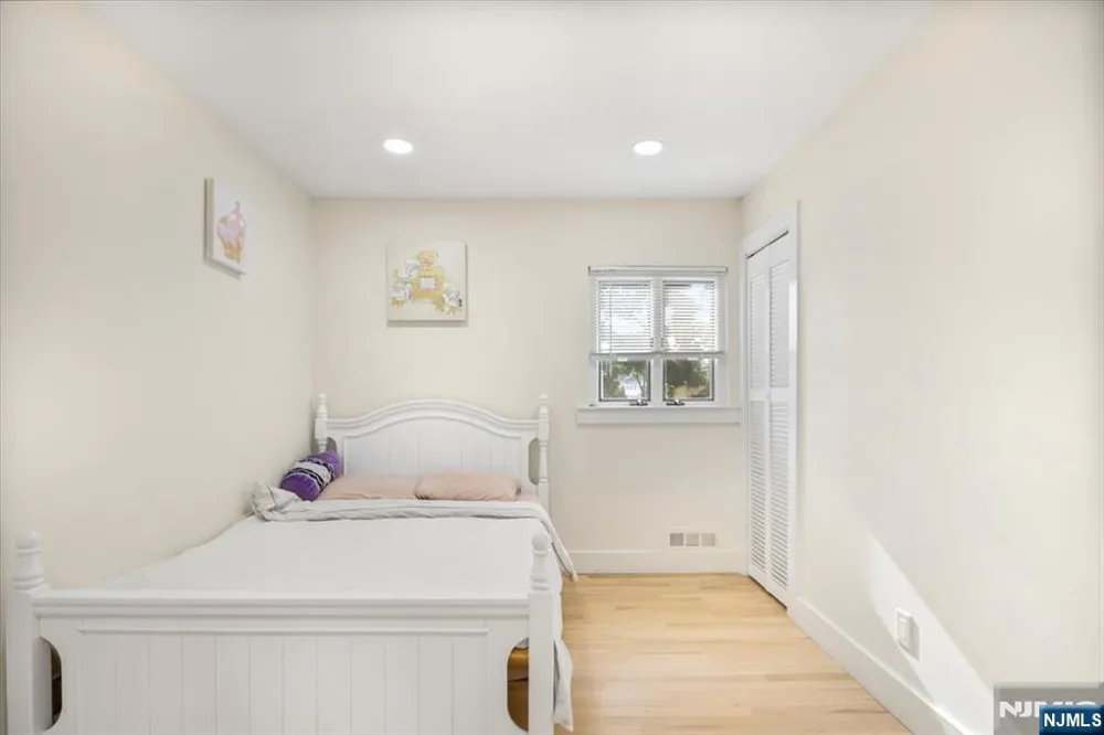 53 Sylvan Terrace Wayne, NJ 07470