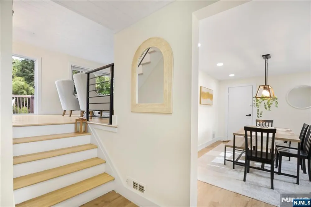 53 Sylvan Terrace Wayne, NJ 07470