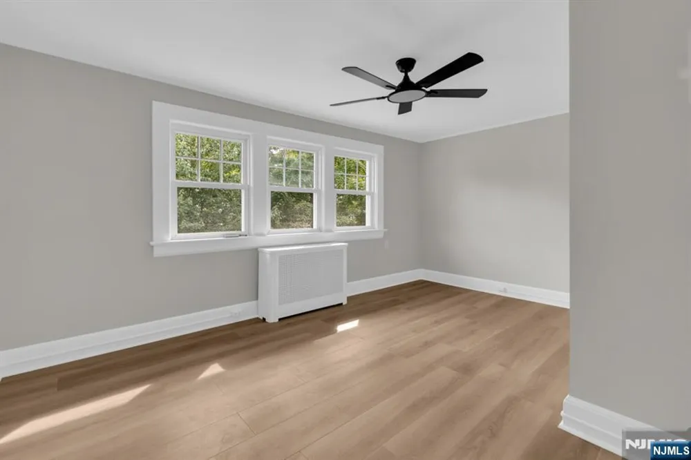 51 Sunset Avenue Bloomfield, NJ 07003