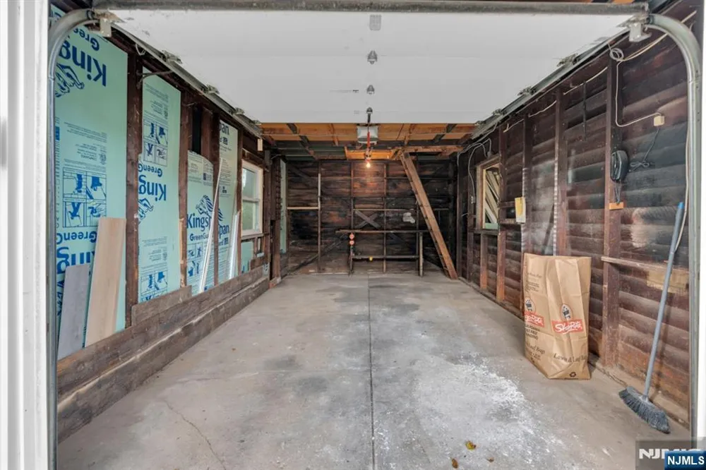 51 Sunset Avenue Bloomfield, NJ 07003