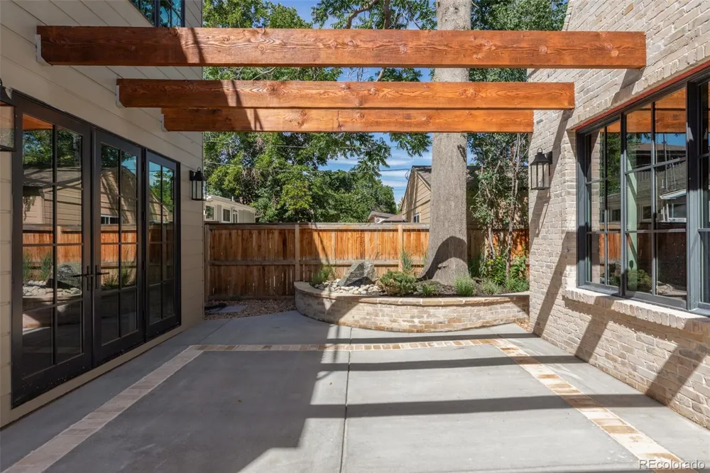 1144 S Race Street Denver, CO 80210