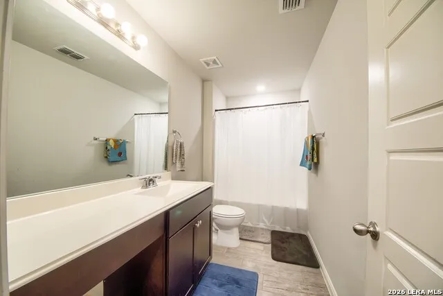 222 HIGH FENCE RD San Antonio, TX 78253