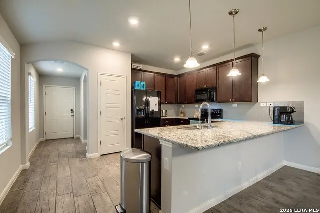 222 HIGH FENCE RD San Antonio, TX 78253