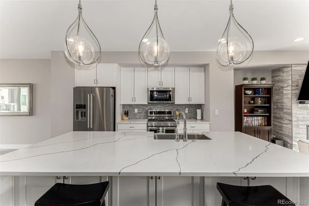 6984 E 1 st Avenue Denver, CO 80230