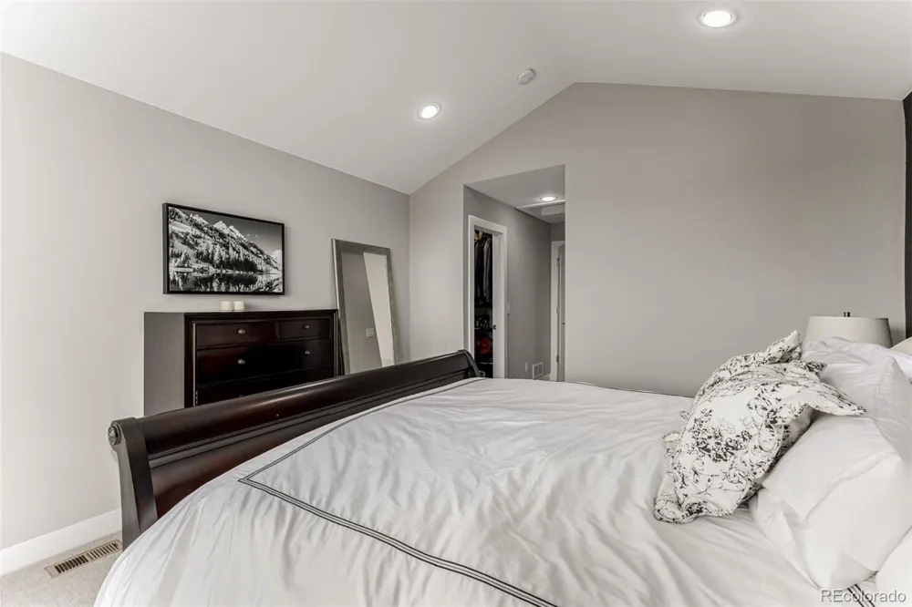 6984 E 1 st Avenue Denver, CO 80230