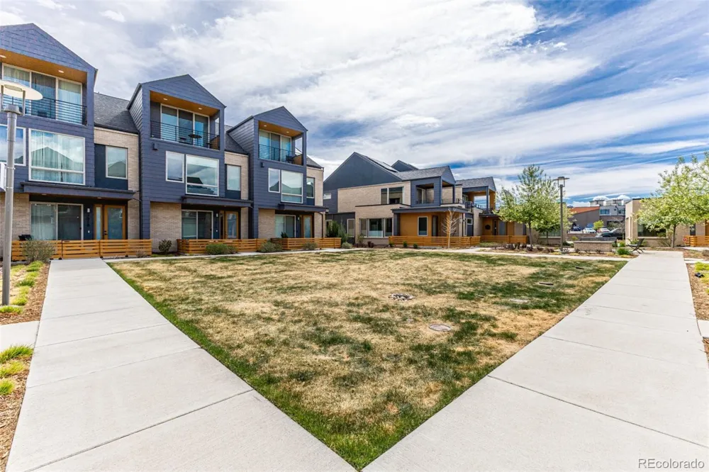 6984 E 1 st Avenue Denver, CO 80230