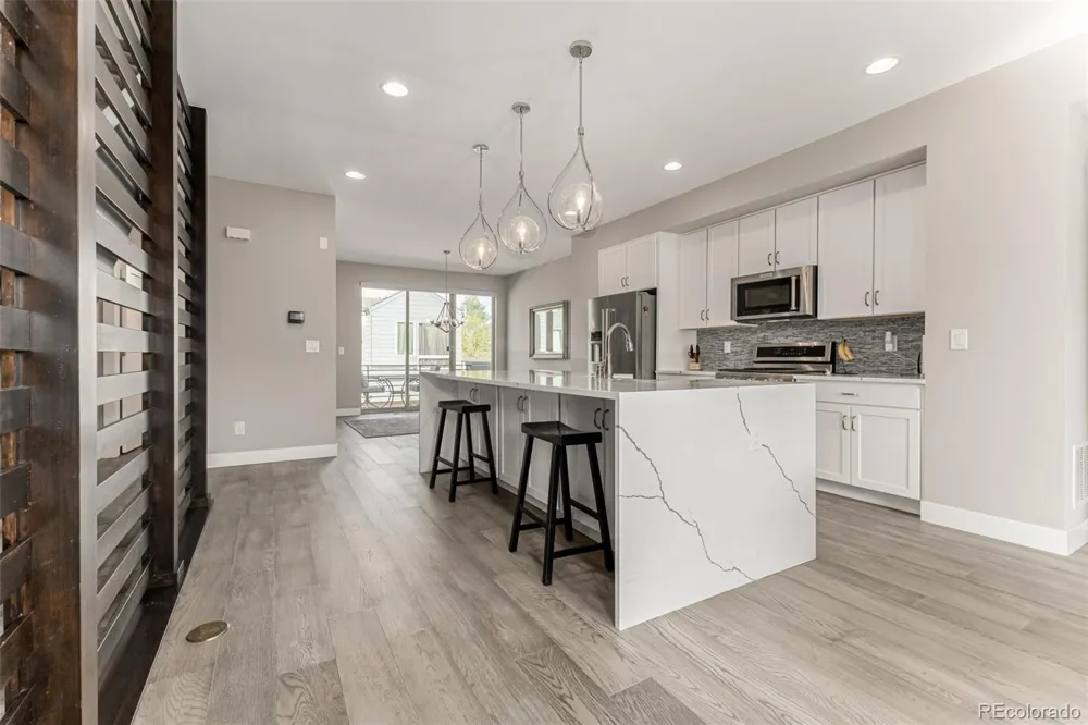 6984 E 1 st Avenue Denver, CO 80230