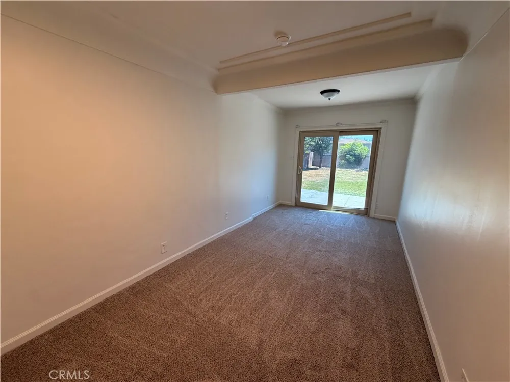 7108 Heliotrope Bell, CA 90201