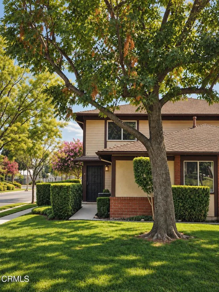 1102 W Calle Del Sol #3 Azusa, CA 91702