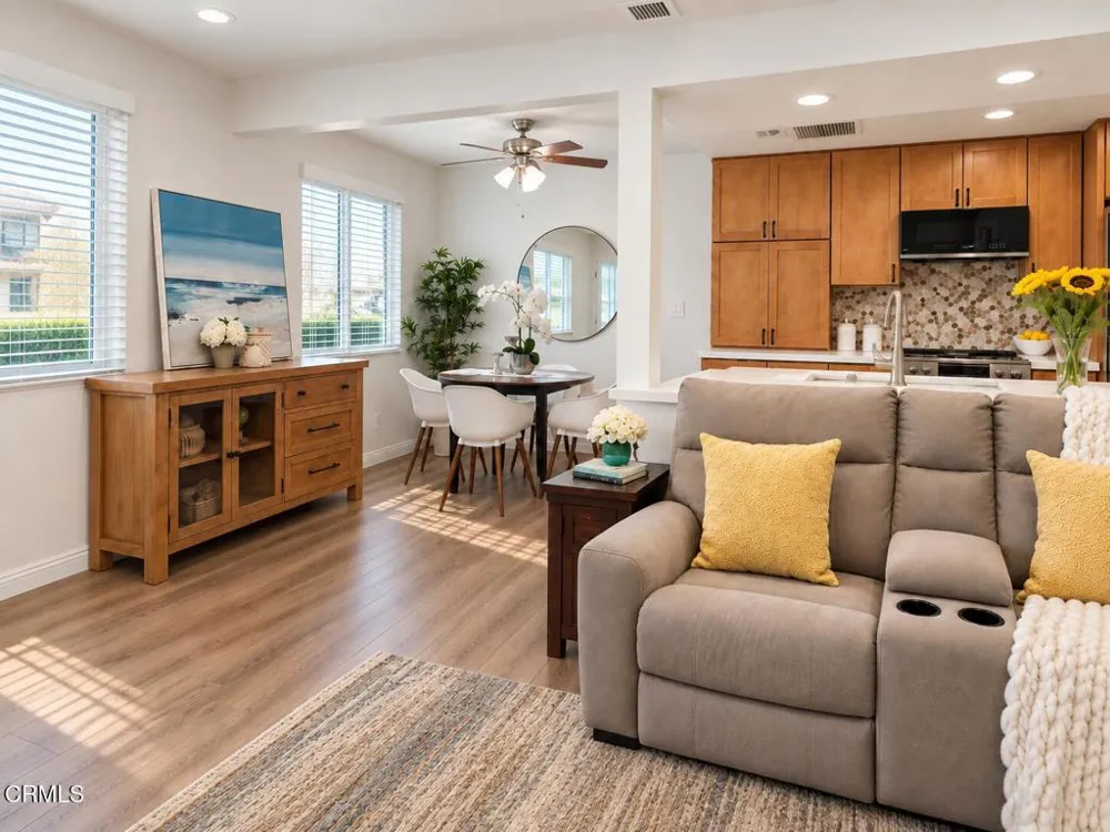 1102 W Calle Del Sol #3 Azusa, CA 91702
