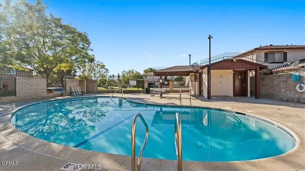 1102 W Calle Del Sol #3 Azusa, CA 91702